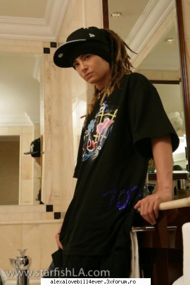 ~loca por ti~ pooon poon..acu