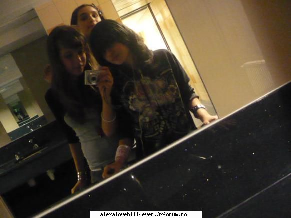 poze noi okay acum mall eu, elis, roro