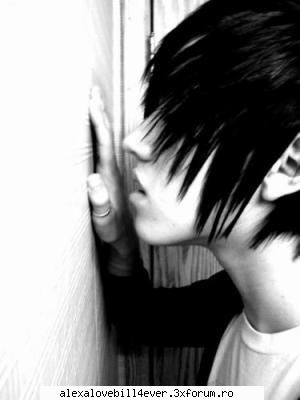 ANDREW - Buua Mihaa - * E M O   *