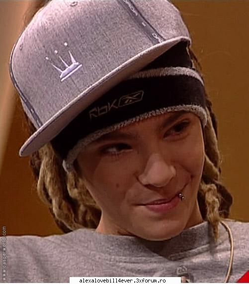 bill si tom au ramas prinsi sub placut faza in care tom si'a aratat latura ramane un aiurit