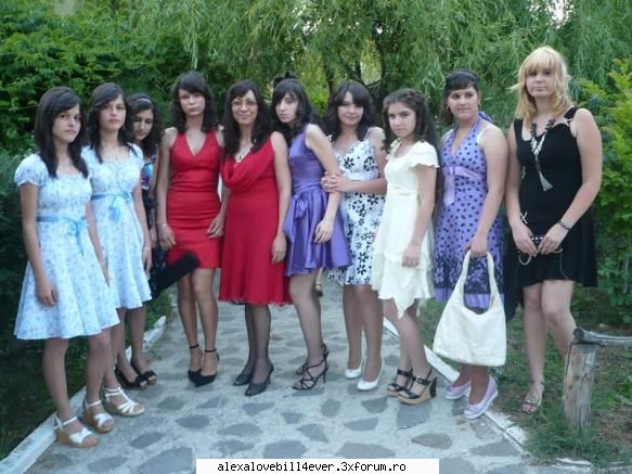 GaGaGirl - Fetele din cls:D - *A L L  ~ A B O U T   ~ M E  *