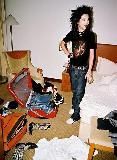 Have fun with bill!!!! - P.S: asta era cu text deci nu eu am inventat-o b - * B I L L ~ K A U L I T Z *