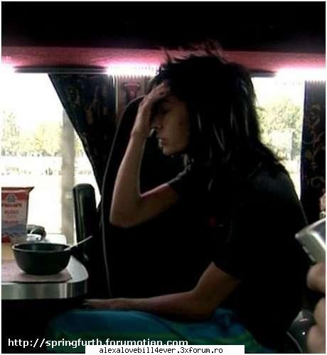 Have fun with bill!!!! - d-ne m-au capiat fanele alea cu zbieretele lor!!!! - * B I L L ~ K A U L I T Z *