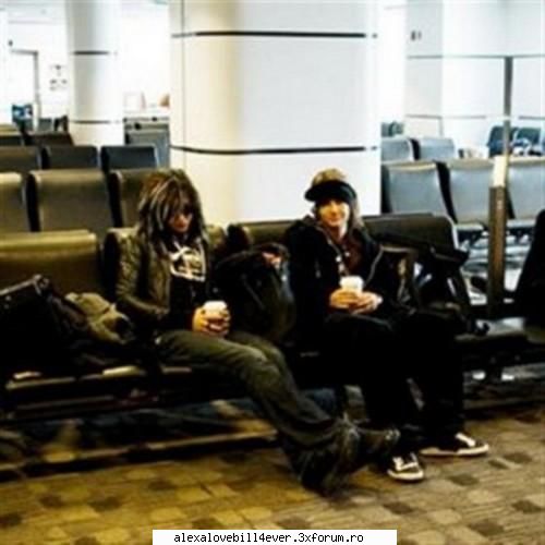 Have fun with bill!!!! - T zambeste! B mah ca ghicesc in cafea! T ce zice - * B I L L ~ K A U L I T Z *