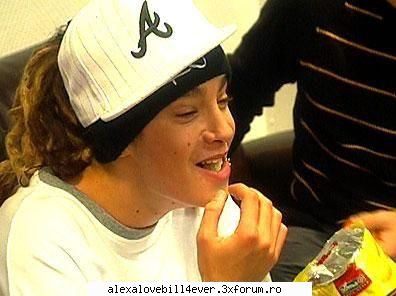 Have fun with tom!!! - asta nu gasesc text potrivit - * T O M ~ K A U L I T Z  *