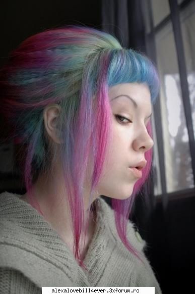 Hillau!!! - buna!:* am ji eu kteva intrebari,scz dak sunt - *A L L  ~ A B O U T   ~ M E  *
