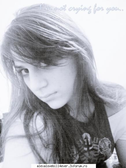 Just me - Tie-ti place Mie nu - * P I C T U R E S  ~ W I T H ~ U S *