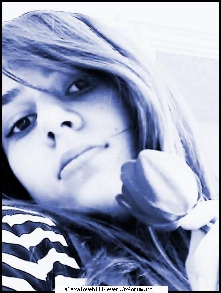 Just me - CrAzZy G!rL - * P I C T U R E S  ~ W I T H ~ U S *