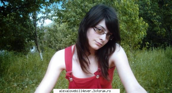 Just me :d - D mai pon dak vrei tuh ;)) pozele is destul de - * P I C T U R E S  ~ W I T H ~ U S *