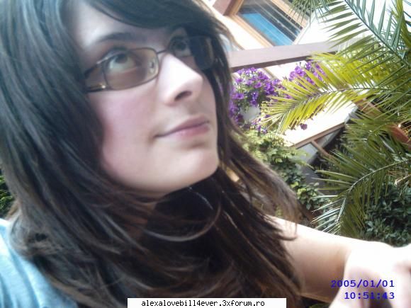 Just me :d - thx ~stai sa mai caut...~ asta e de prin iunie e - * P I C T U R E S  ~ W I T H ~ U S *