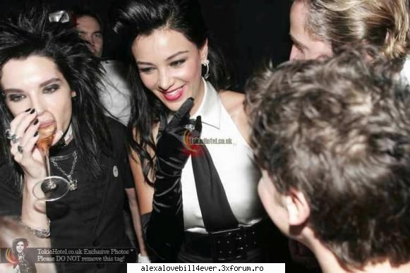 Mtv News - >>SteluTze<< - *T O K I O ~ H O T E L  *