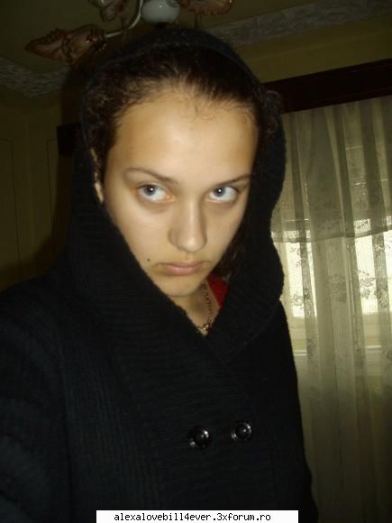 Nebunatik tha! - corryna_2004 - * P I C T U R E S  ~ W I T H ~ U S *
