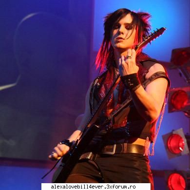 Paste FEricit!! - si la noi ploua =( =( =( =( =( - * L E T' S ~ T A L K  *