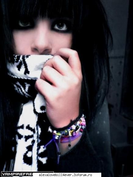 Serichu Zombie - vampire_lover - * E M O   *