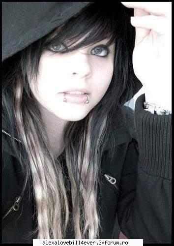 ~Strong EMOtions - � Miss Murder � - * A R H I V A ~ F A N  ~ F I C T I O N   *