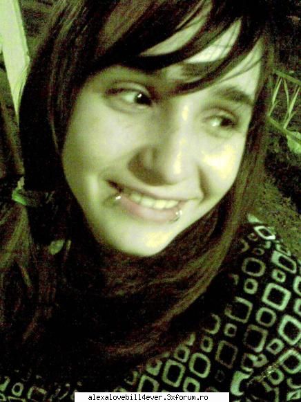 elisu^^ - asha deci aici pun eu poze cu mn:D - * P I C T U R E S  ~ W I T H ~ U S *