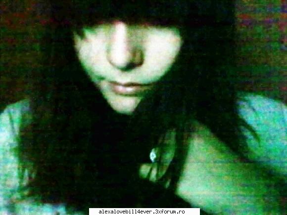 elisu^^ - nu prea am mai facut poze in ultimul timp - * P I C T U R E S  ~ W I T H ~ U S *