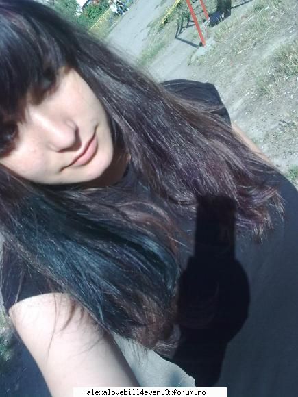 elisu^^ - ms fetele hai ac pununa de ieri miam facut suvite - * P I C T U R E S  ~ W I T H ~ U S *