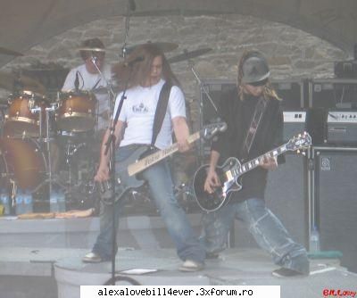 funny pic`s - frumoasa freza ,georg - *T O K I O ~ H O T E L  *