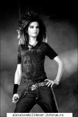 poezii - BILL KAULITZ.... Cum poate o distanta atat de - * L Y R I C S  *