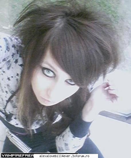 sabeth91 - vampire_lover - * E M O   *