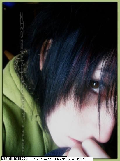 zach - Buua Mihaa - * E M O   *